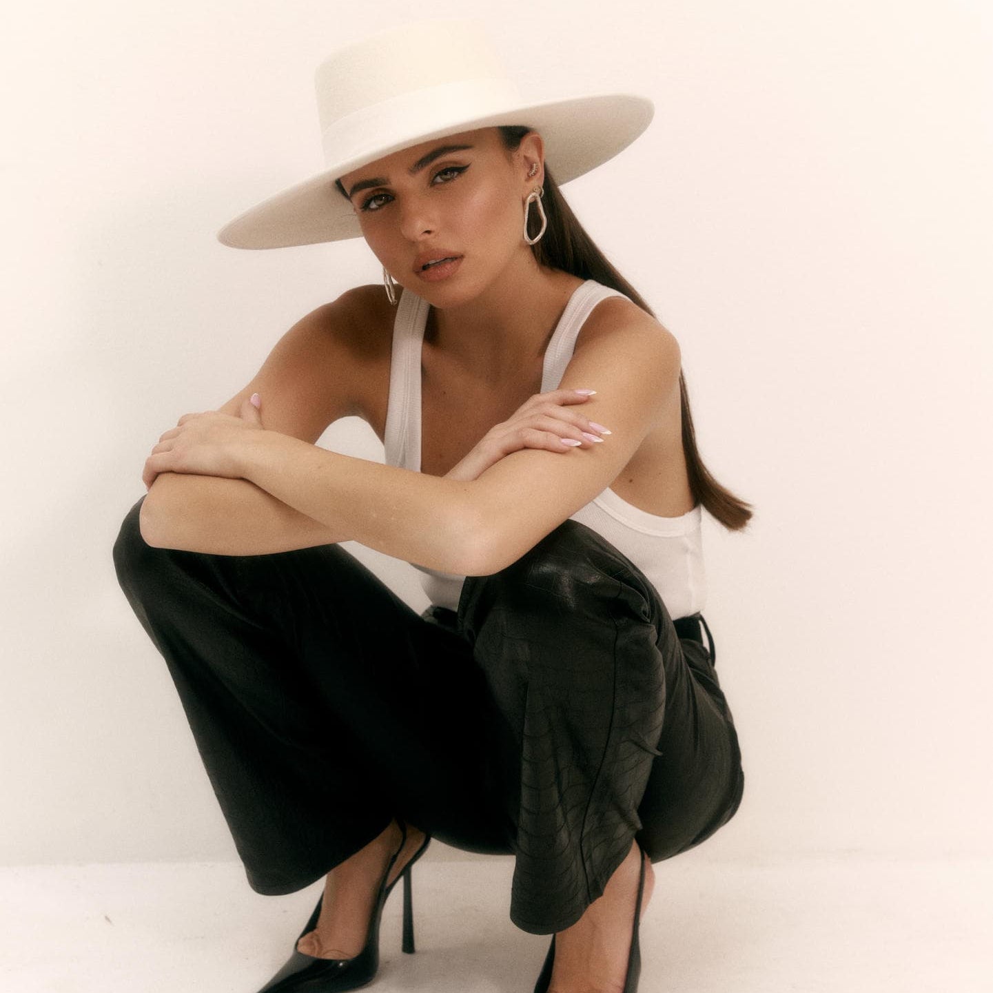 MADAME ZIV - chapeau by kim or azulaychapeau by kim or azulay