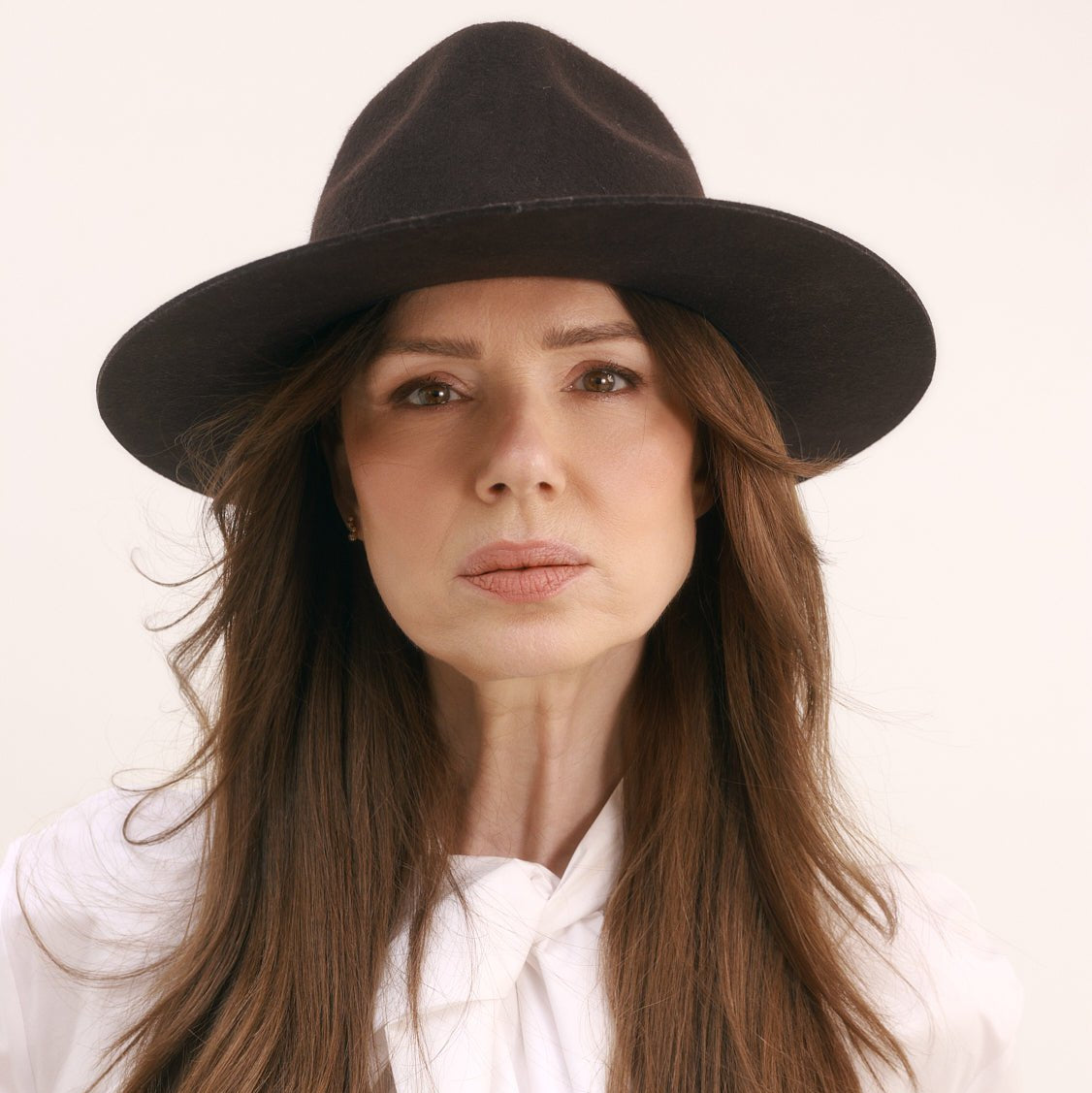 MADAME ZIV - chapeau by kim or azulaychapeau by kim or azulay